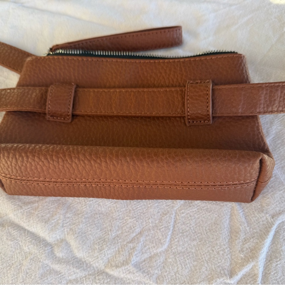 Brown Leather Crossbody Bag - Picture 2 of 4